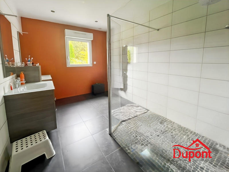 Maison - 191 m² - 7 pièces