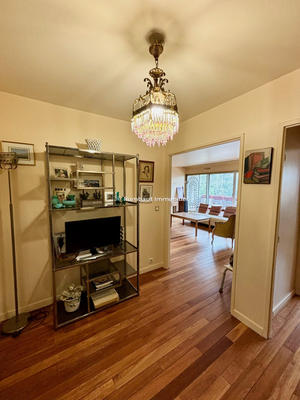 Appartement - 90 m² - 5 pièces