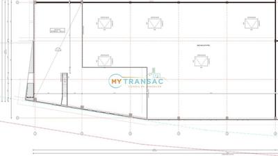 Local d'activités - 1 615 m²