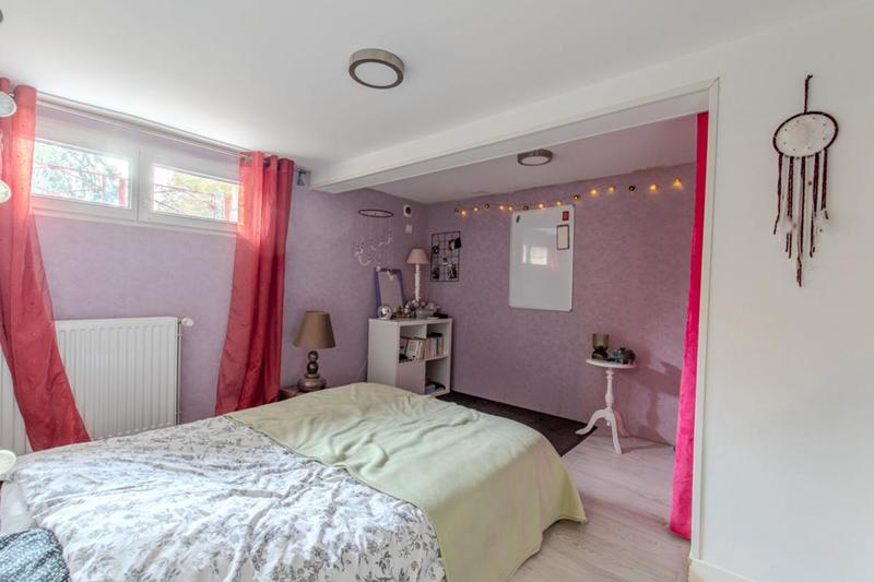 Maison - 188 m² - 9 pièces