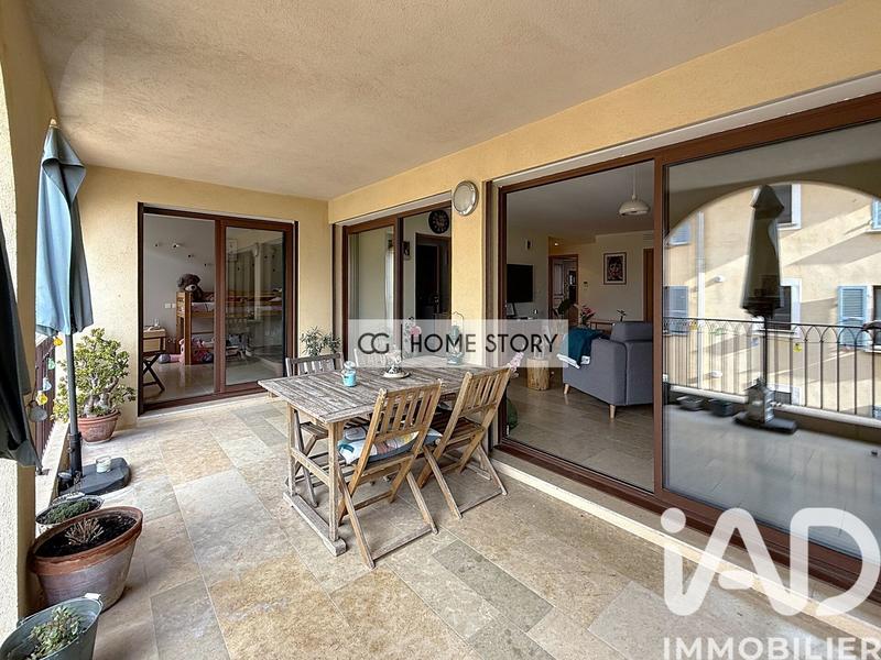 Appartement - 114 m² - 3 pièces