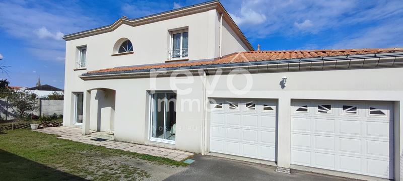 Maison - 165 m² - 5 pièces