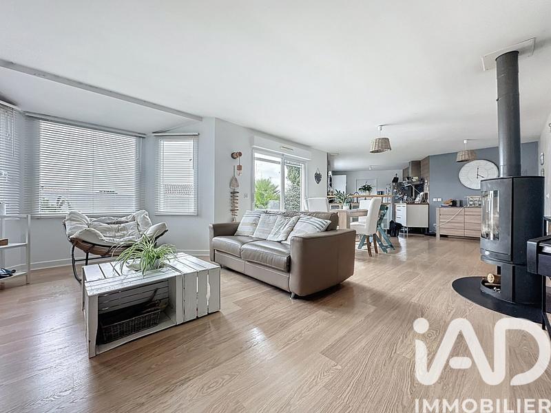 Maison - 140 m² - 6 pièces