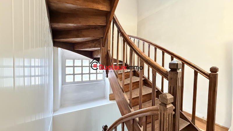 Appartement - 75 m² - 4 pièces