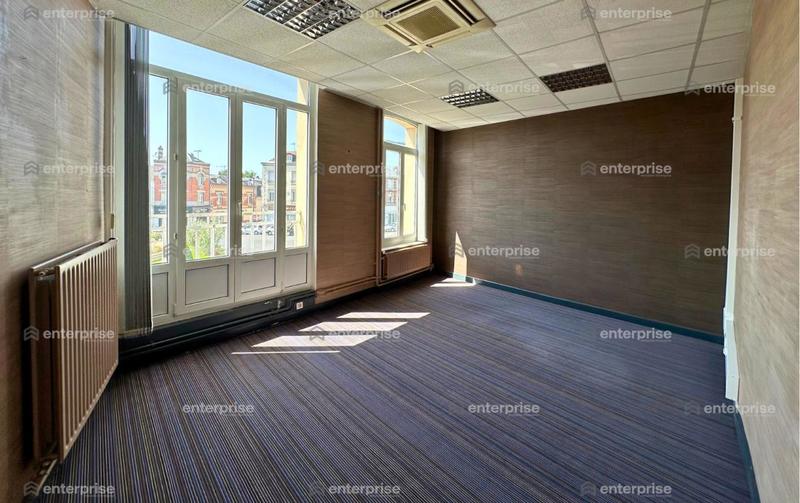 Bureau - 200 m²