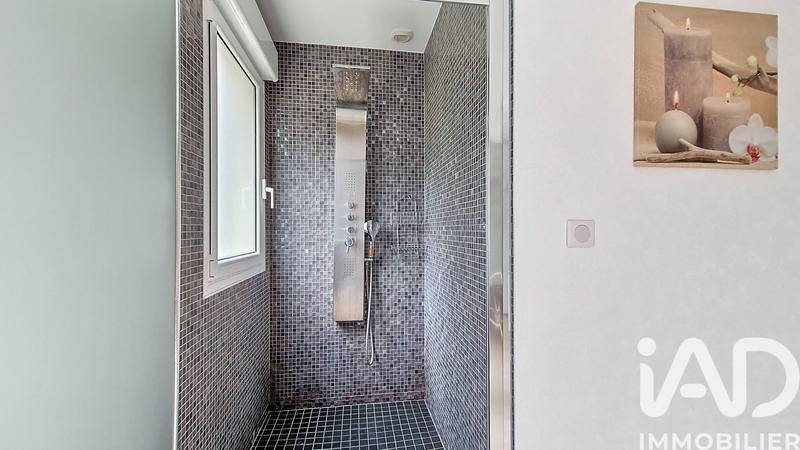 Maison - 195 m² - 6 pièces