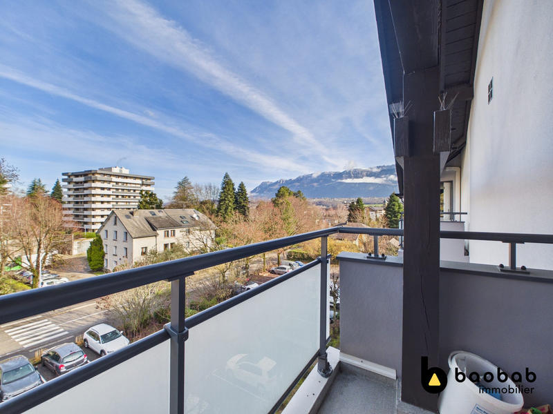 Appartement - 94 m² - 5 pièces