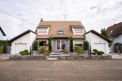 Maison - 183 m² - 5 pièces