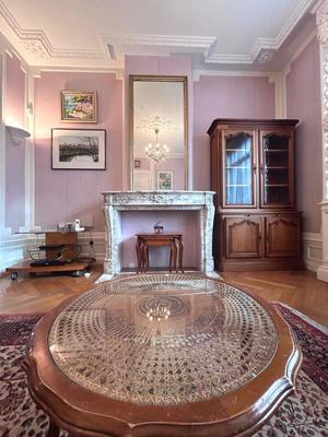 Maison - 214 m² - 7 pièces