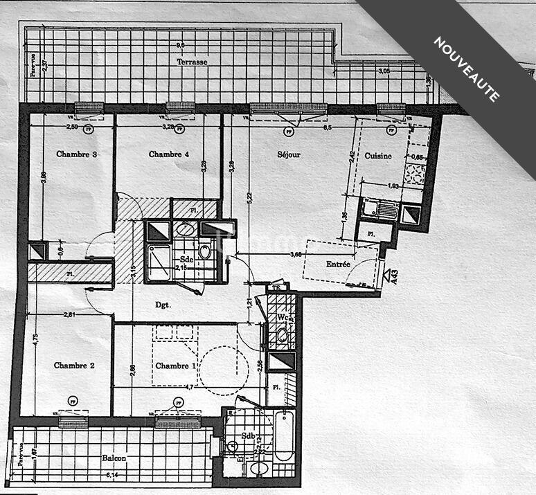 Appartement - 96 m² - 5 pièces