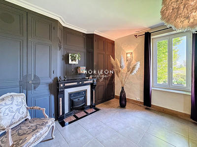 Maison - 255 m² - 6 pièces