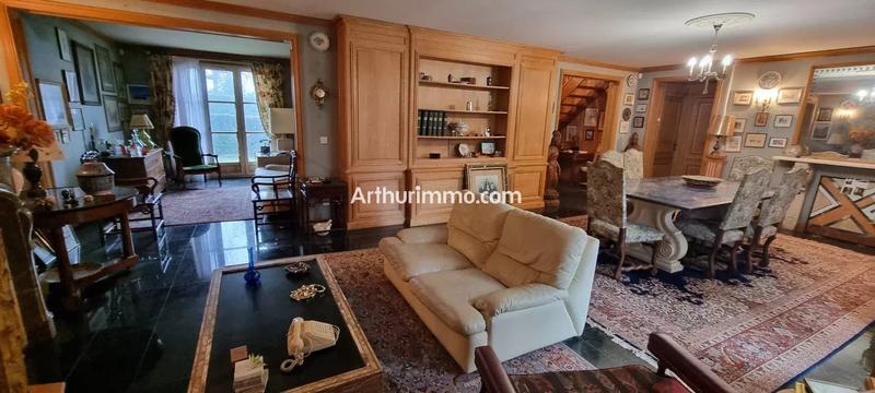 Maison - 180 m² - 7 pièces