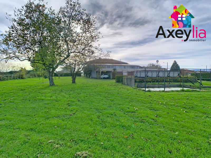 Maison - 304 m² - 11 pièces