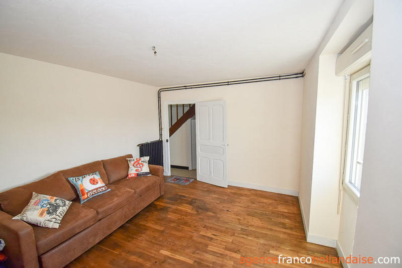 Maison - 152 m² - 8 pièces