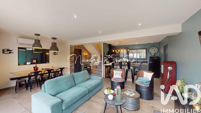 Maison - 186 m² - 5 pièces