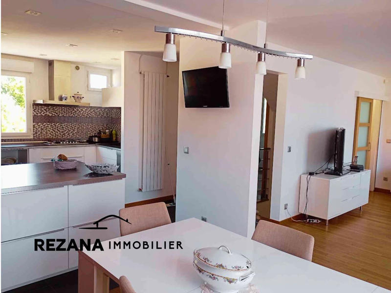 Maison - 120 m² - 5 pièces