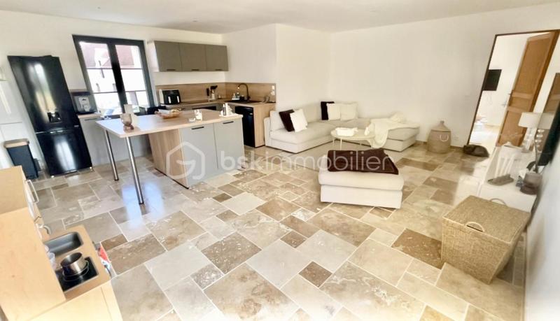 Maison - 174 m² - 6 pièces