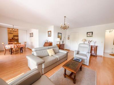 Appartement - 81 m² - 3 pièces