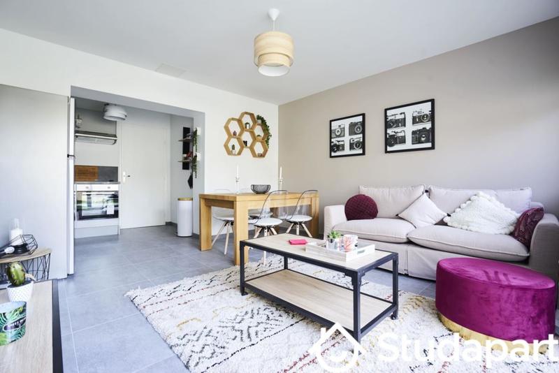 Chambre - 14 m² - 1 pièce