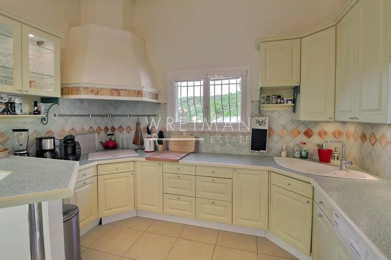 Villa - 150 m² - 5 pièces