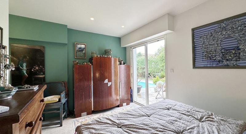 Maison d'architecte - 250 m² - 9 pièces