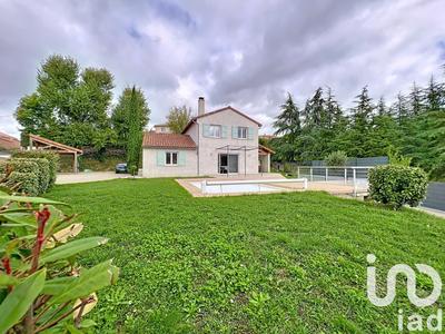 Maison - 136 m² - 6 pièces