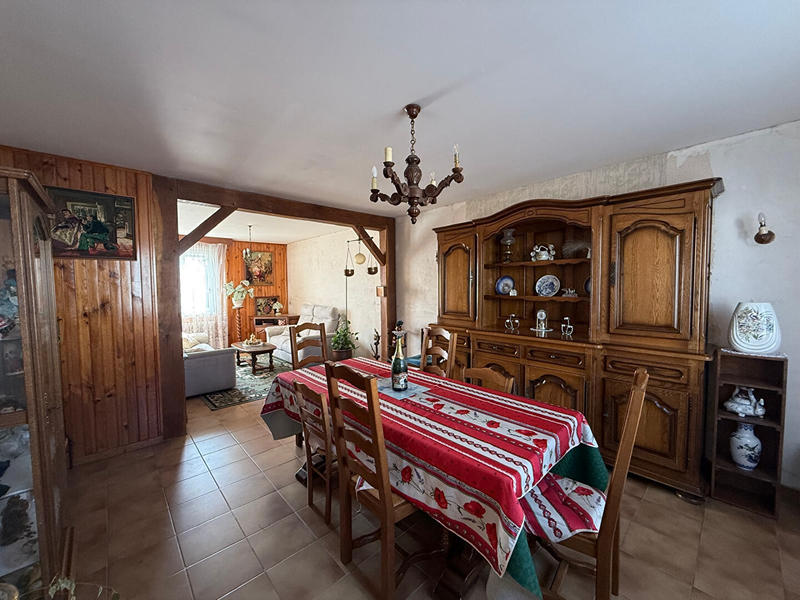 Maison - 90 m² - 4 pièces