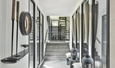 Villa - 370 m² - 16 pièces