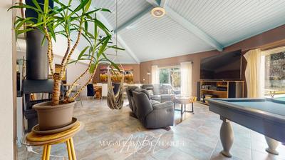 Maison - 165 m² - 5 pièces