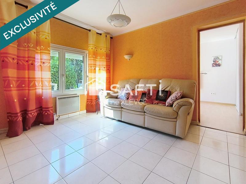 Maison - 94 m² - 5 pièces