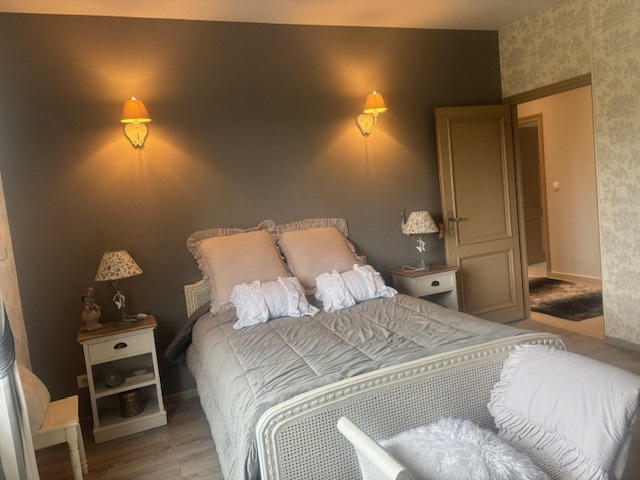 Maison - 232 m² - 6 pièces