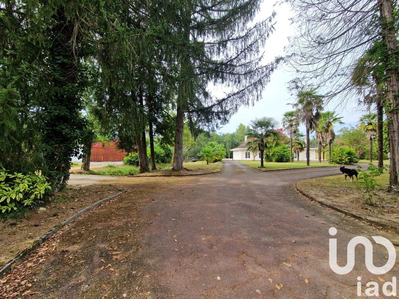 Maison - 349 m² - 6 pièces