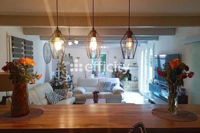 Villa - 152 m² - 7 pièces