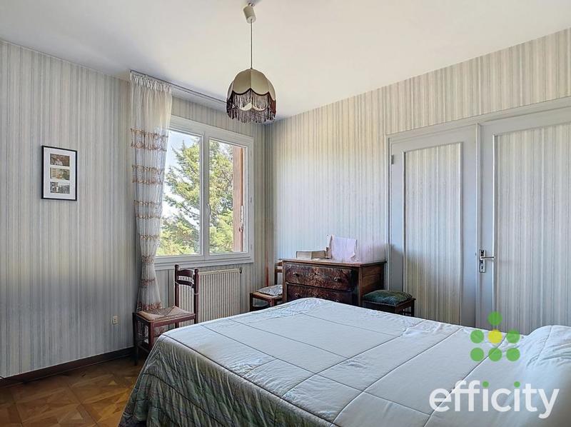 Maison - 158 m² - 6 pièces