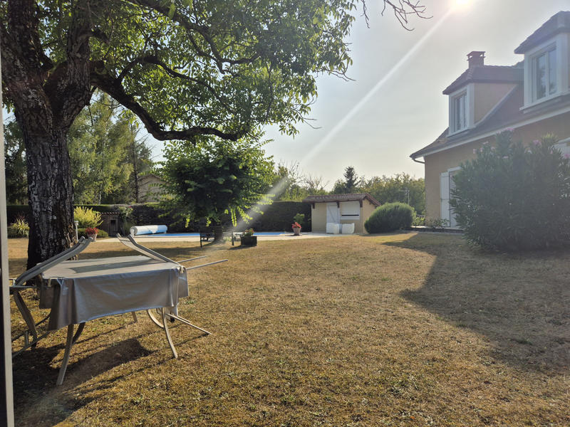 Maison - 138 m² - 6 pièces