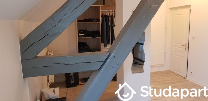 Chambre - 15 m² - 1 pièce