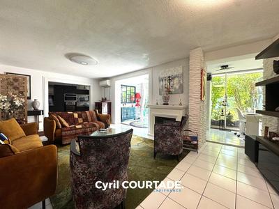 Appartement - 96 m² - 3 pièces