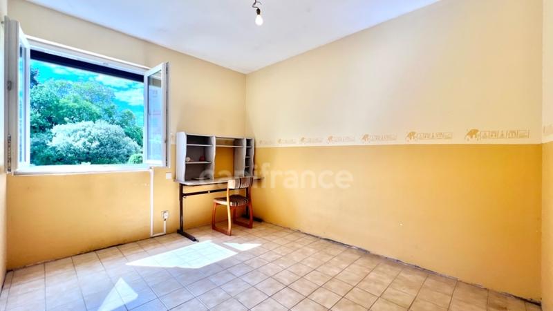 Maison - 172 m² - 8 pièces