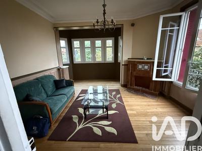 Maison - 97 m² - 4 pièces