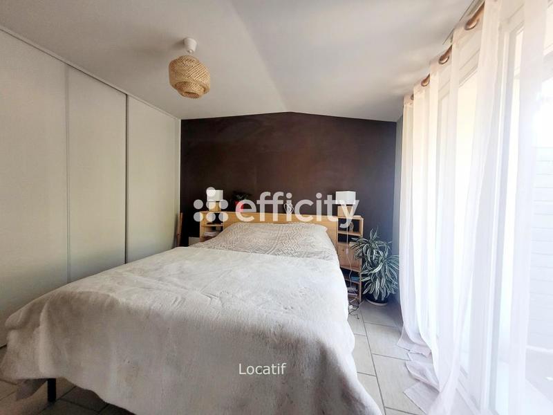 Maison - 266 m² - 6 pièces