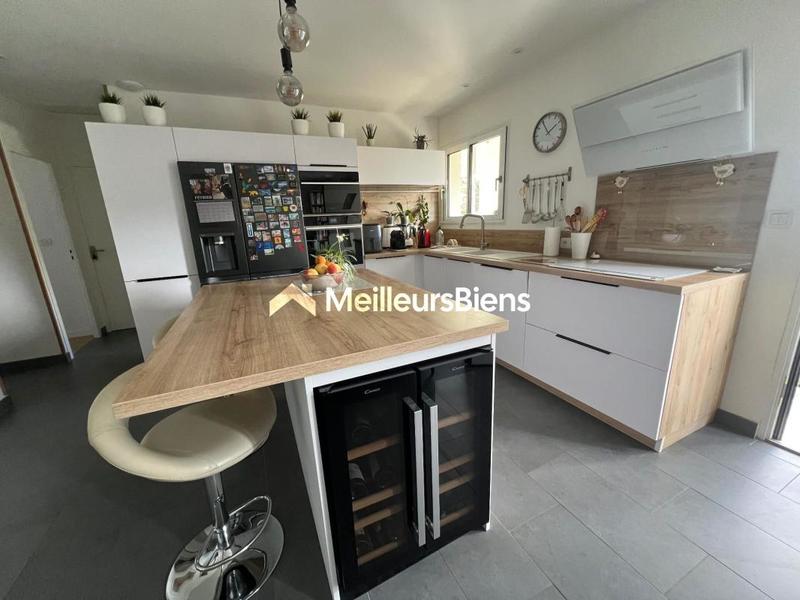 Maison - 81 m² - 4 pièces