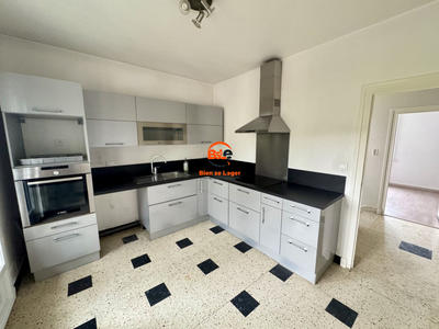 Maison - 140 m² - 5 pièces