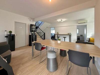 Bureau - 11 m² - 1 pièce