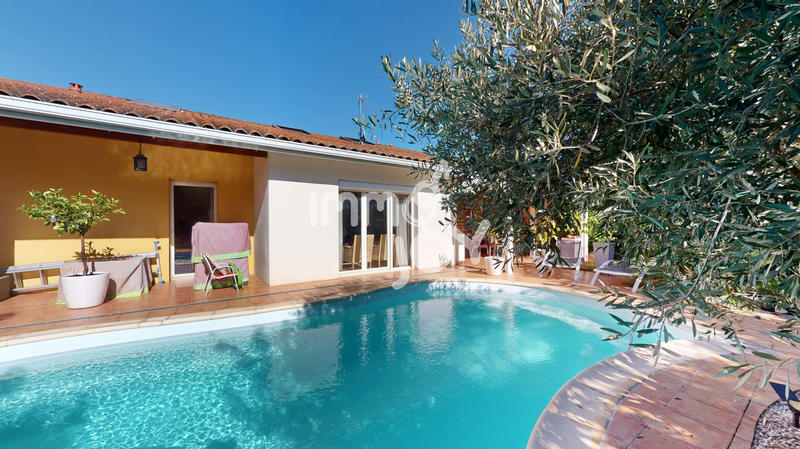 Maison - 159 m² - 7 pièces