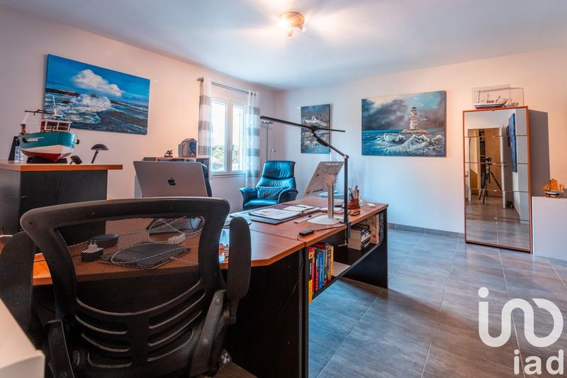 Maison - 215 m² - 8 pièces