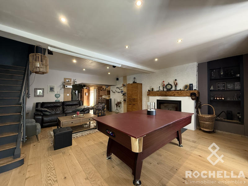 Maison ancienne - 210 m² - 9 pièces