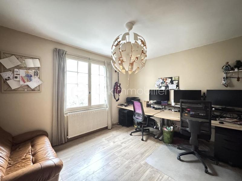 Maison - 198 m² - 8 pièces