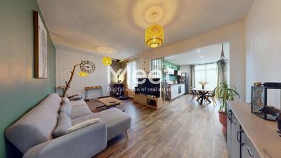 Pavillon - 93 m² - 3 pièces