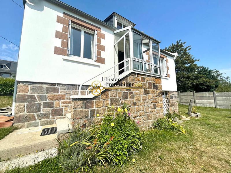 Maison - 94 m² - 5 pièces