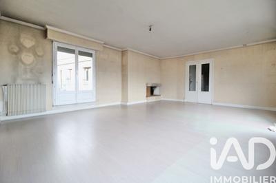 Appartement - 100 m² - 5 pièces